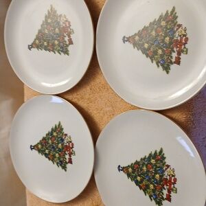 Jamestown China Christmas Treasure Salad Dessert 8" Set of 4 Gold Rim Festive